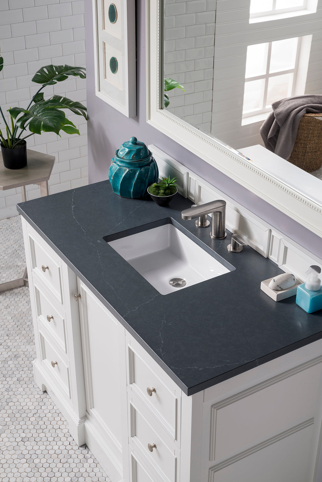De Soto 48" Single Vanity, Bright White w/ 3 CM Charcoal Soapstone Silestone Top