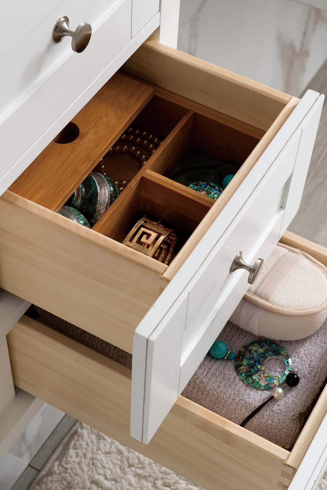 Palisades 36" Single Vanity, Bright White w/ 3 CM Charcoal Soapstone Silestone Top