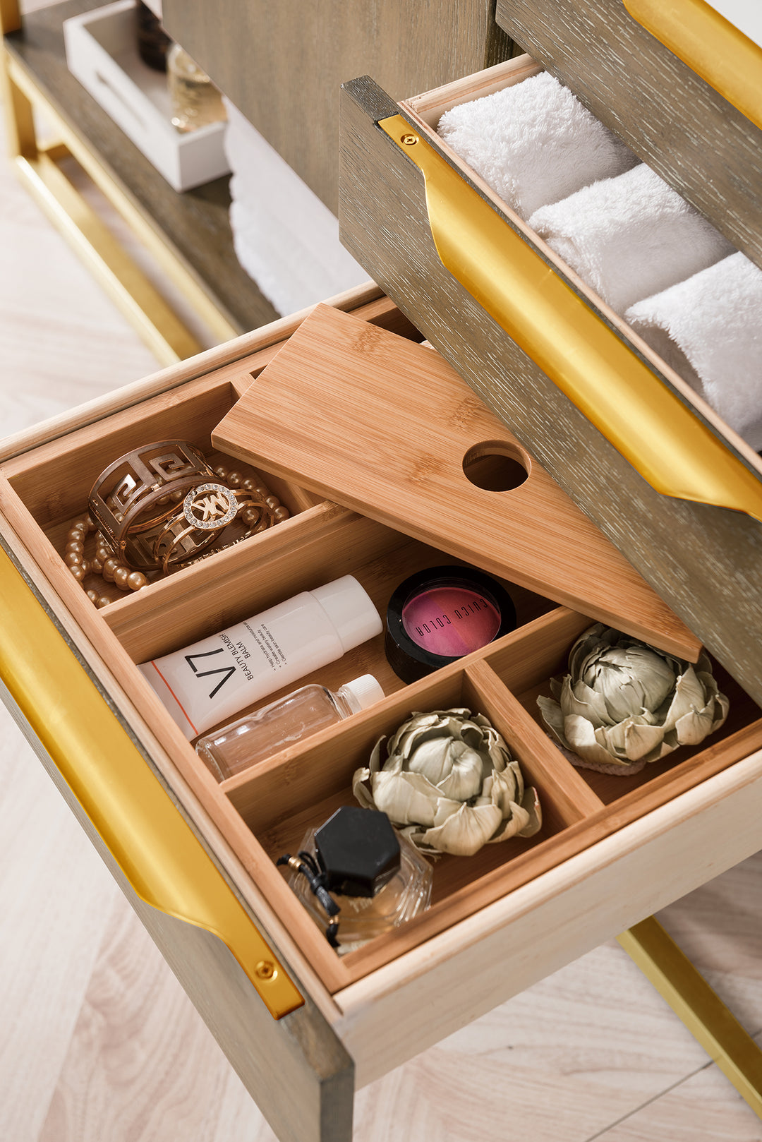 Columbia 48" Single Vanity, Latte Oak, Radiant Gold w/ Glossy White Composite Stone Top