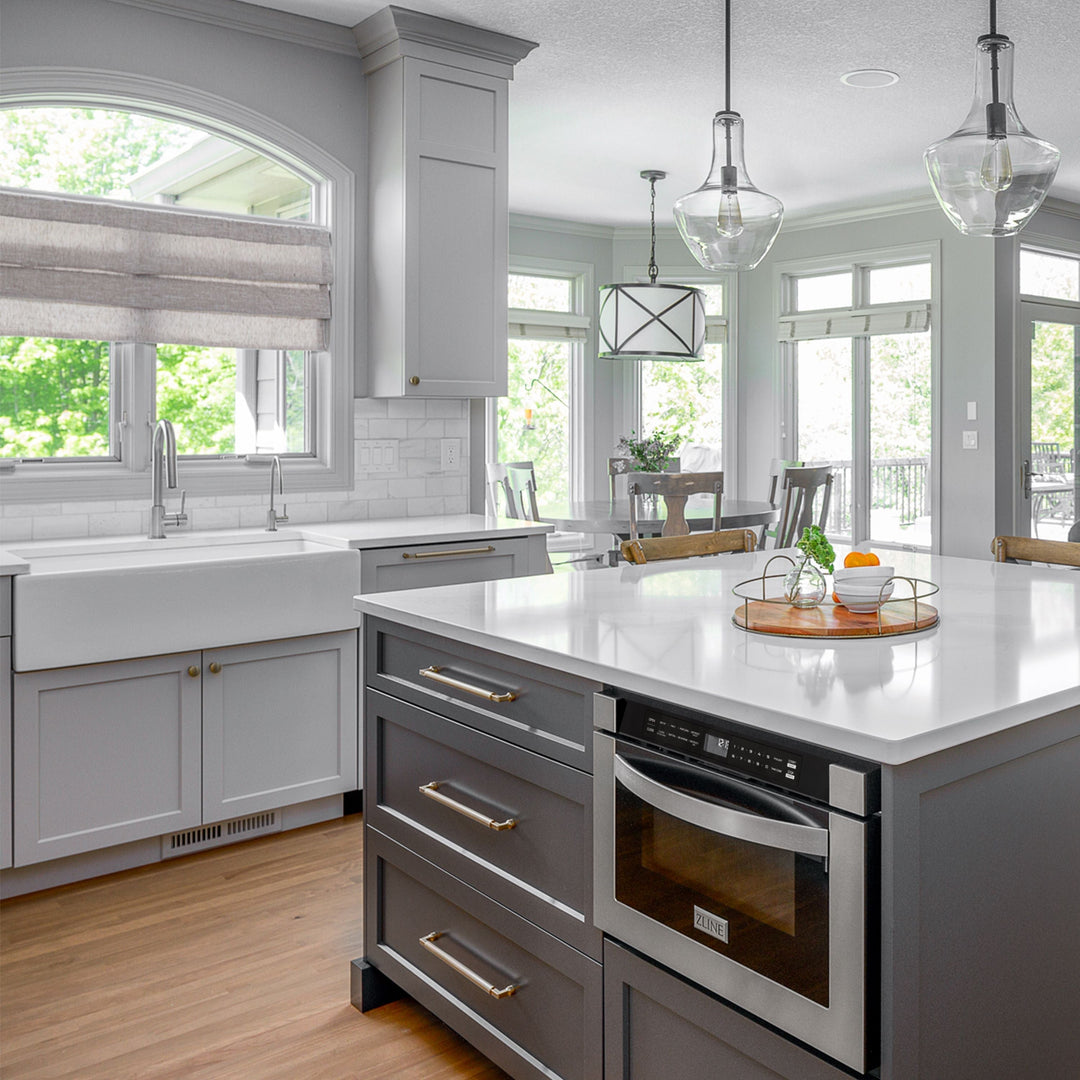 ZLINE Appliance Package - 36" Gas Range, Range Hood, Refrigerator with Water and Ice Dispenser, Microwave Drawer, Dishwasher and Beverage Fridge