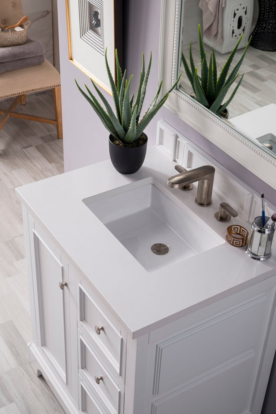 De Soto 30" Single Vanity, Bright White w/ 3 CM White Zeus Silestone Top