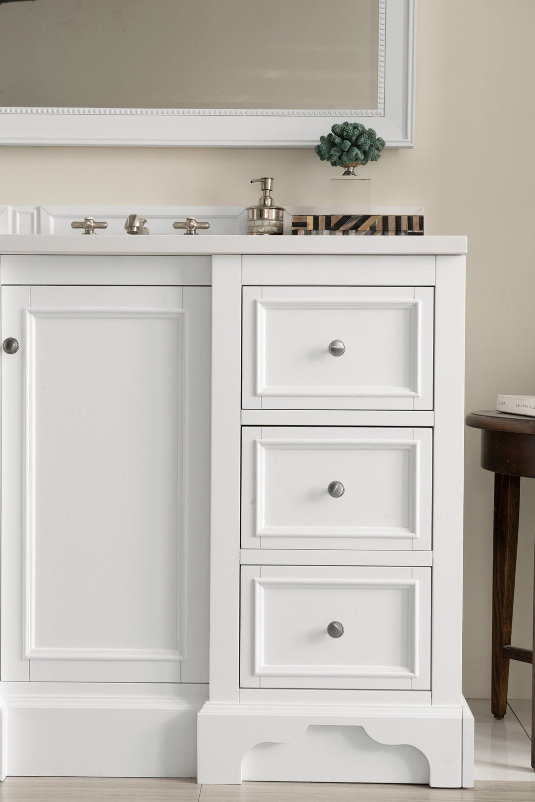 De Soto 48" Single Vanity, Bright White w/ 3 CM White Zeus Silestone Top