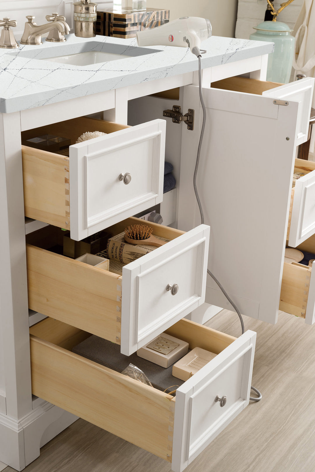 De Soto 48" Single Vanity, Bright White w/ 3 CM Ethereal Noctis Silestone Top