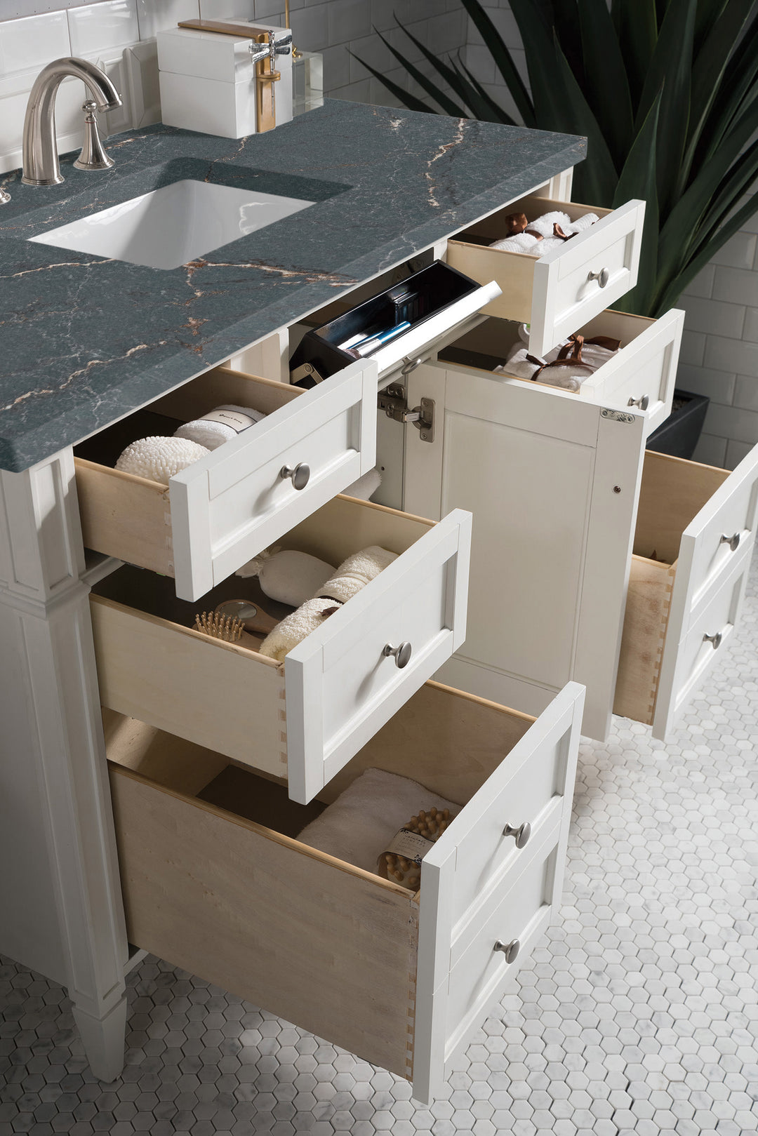 Brittany 48" Single Vanity, Bright White w/ 3 CM Parisien Bleu Silestone Top