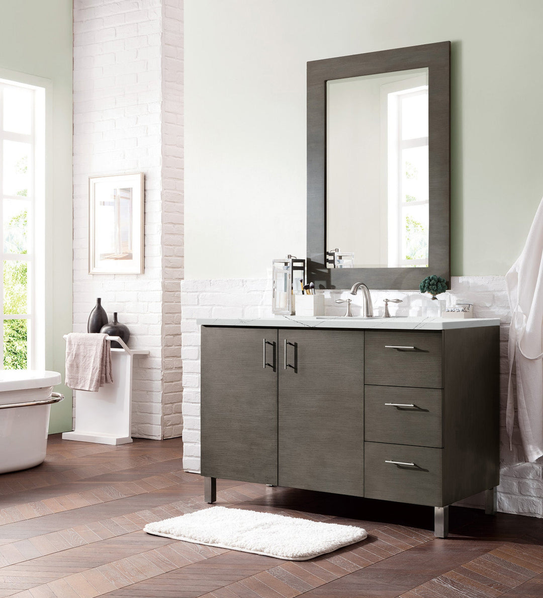 Metropolitan 48" Single Vanity, Silver Oak w/ 3 CM Ethereal Noctis Silestone Top