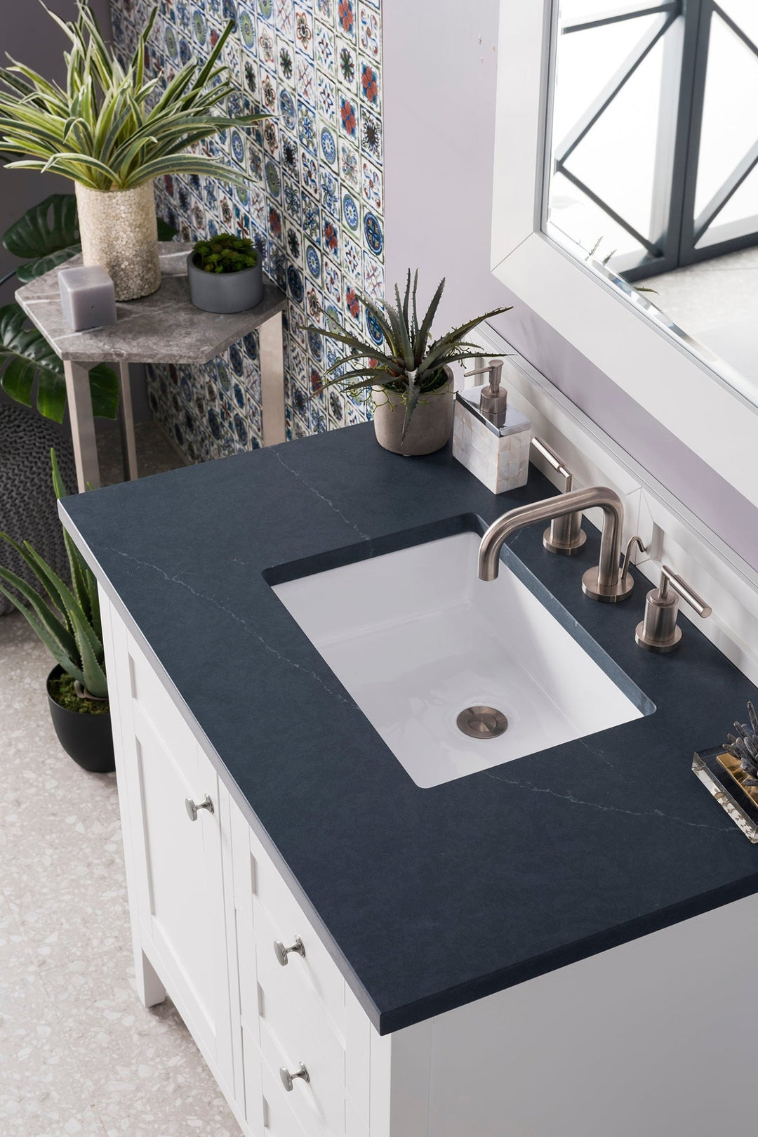 Palisades 36" Single Vanity, Bright White w/ 3 CM Charcoal Soapstone Silestone Top