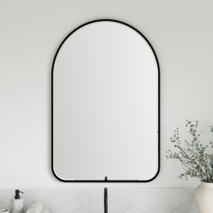 Rohe 24" Arched Mirror, Matte Black