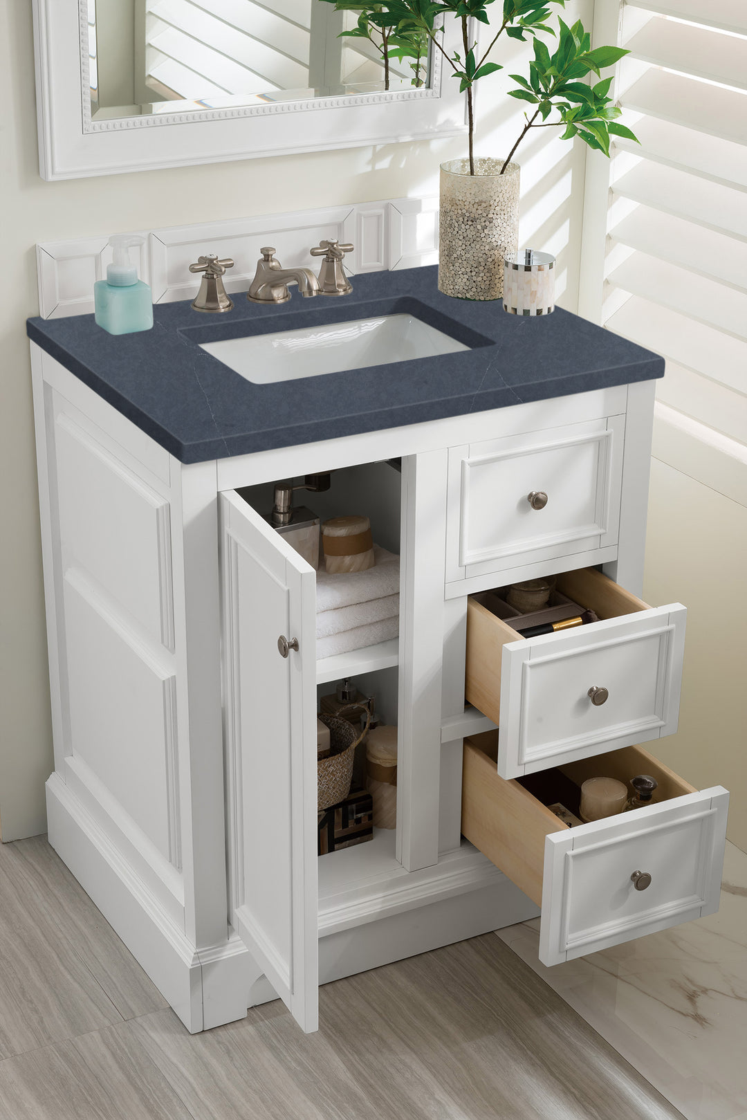 De Soto 30" Single Vanity, Bright White w/ 3 CM Charcoal Soapstone Silestone Top
