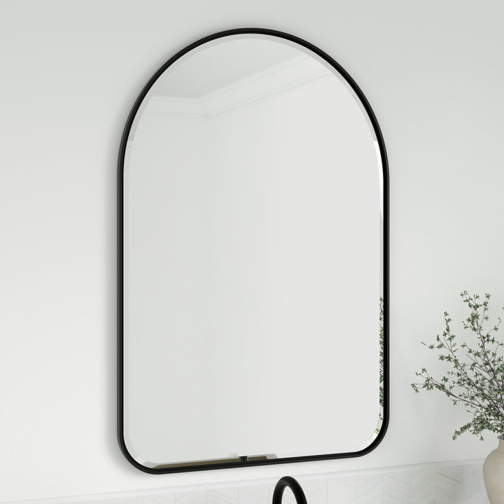 Rohe 24" Arched Mirror, Matte Black