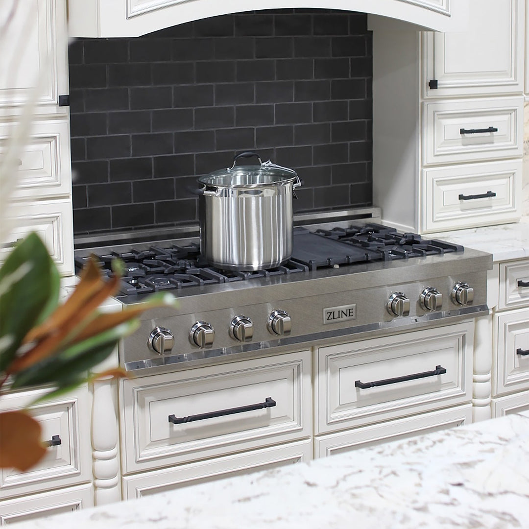ZLINE 48" Rangetop in DuraSnow® Stainless Steel with 7 Gas Brass Burners And Griddle, RTS-GR-48