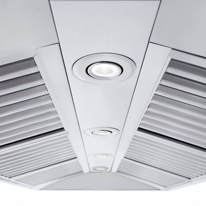 ZLINE 48" Professional Ducted Wall Mount Range Hood in Stainless Steel with Crown Molding (667CRN-48)