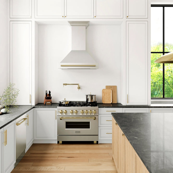 ZLINE Autograph Edition 36 in. Stainless Steel Range Hood with Stainless Steel Shell and Champagne Bronze Handle (8654STZ-36-CB)