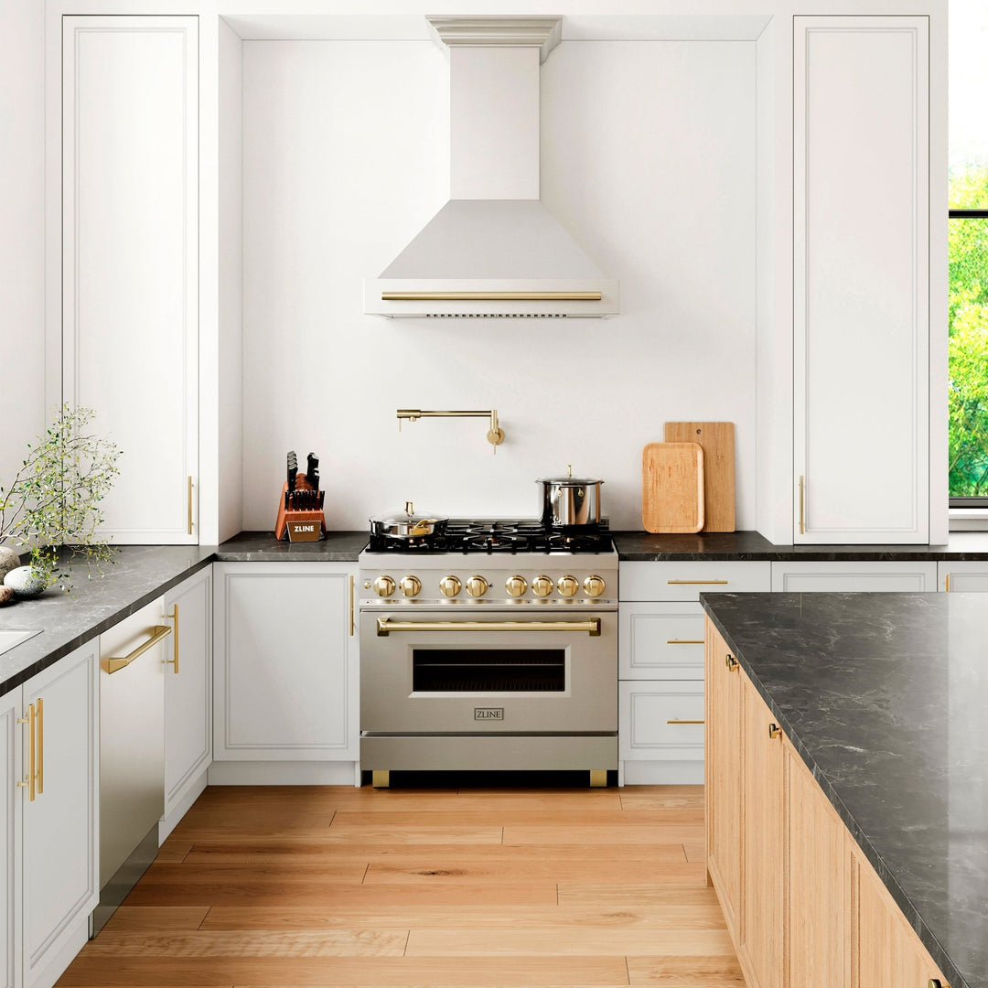 ZLINE Autograph Edition 36 in. Stainless Steel Range Hood with Stainless Steel Shell and Polished Gold Handle (8654STZ-36-G)