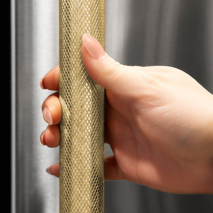 ZLINE Autograph Edition Helix Handle (Set of 1) for Undercounter Wine & Beverage Coolers and Ice Makers in Champagne Bronze (RWVHZ618-K-CB)
