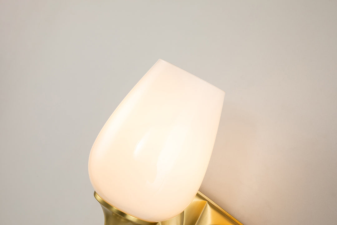 Epsilon Modern 1 Light Wall Sconce (BB1300AGB-1)