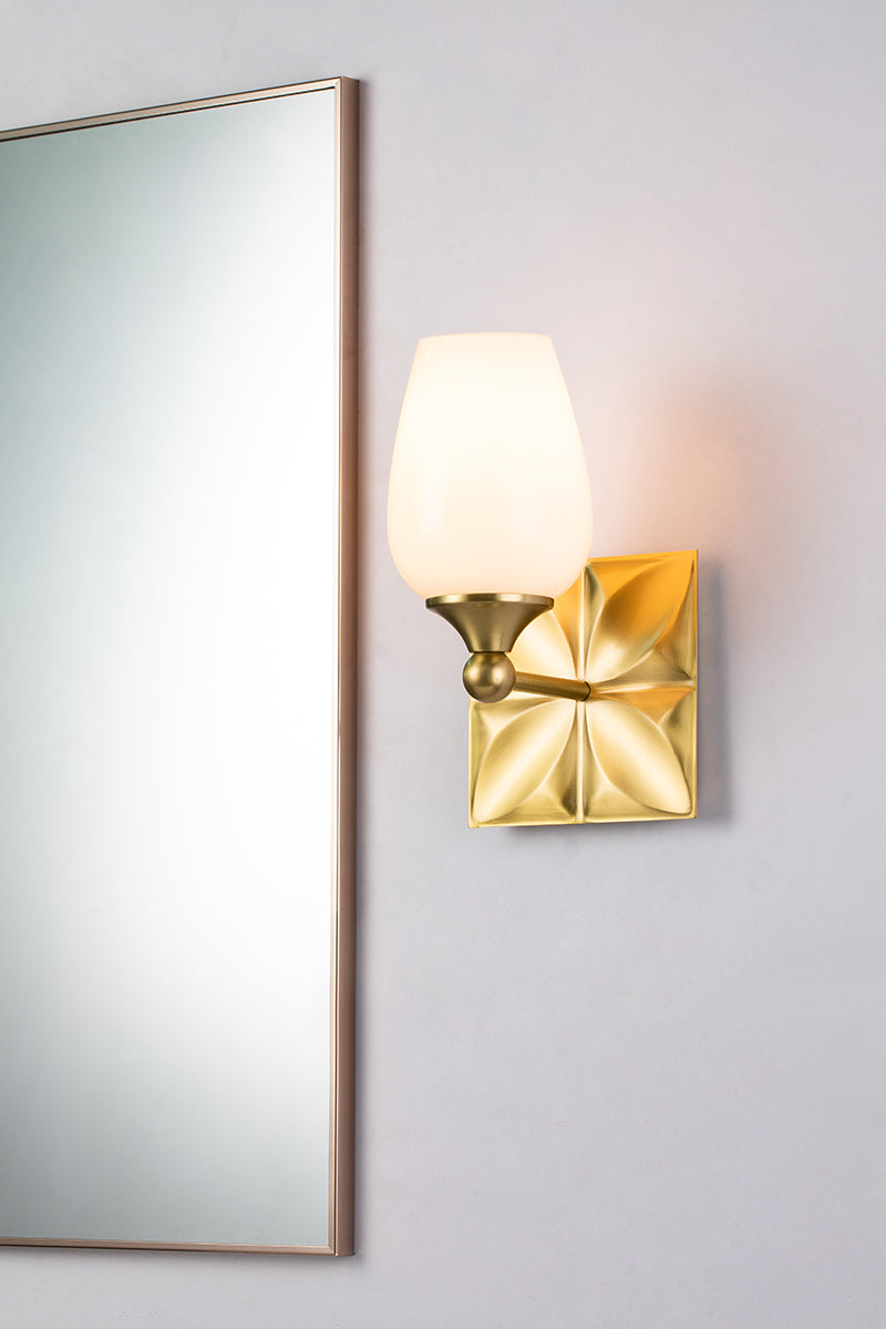 Epsilon Modern 1 Light Wall Sconce (BB1300AGB-1)